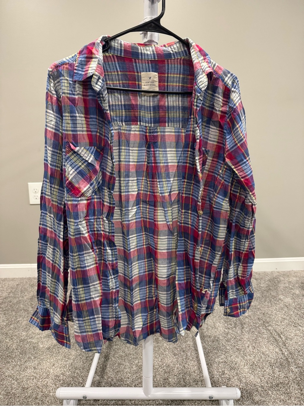 American Eagle Outfitters Red, Blue & White Plaid Button-Down Shirt
